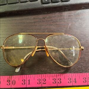 Gold Aviator vintage frames